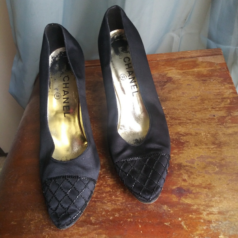 Black Satin Chanel pumps